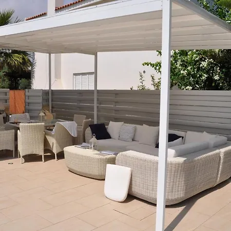 The Ultimate Guide To Renting Your Luxury 4 Bedroom Villa Near The Beach, Protaras Villa 1527