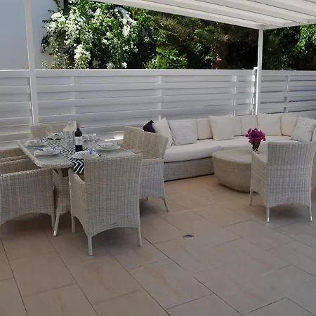 The Ultimate Guide To Renting Your Luxury 4 Bedroom Villa Near The Beach, Protaras Villa 1527 *